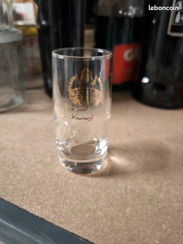 Verre shooter / shot Stockholm par Pierre Smirnoff - Doré (image 2)