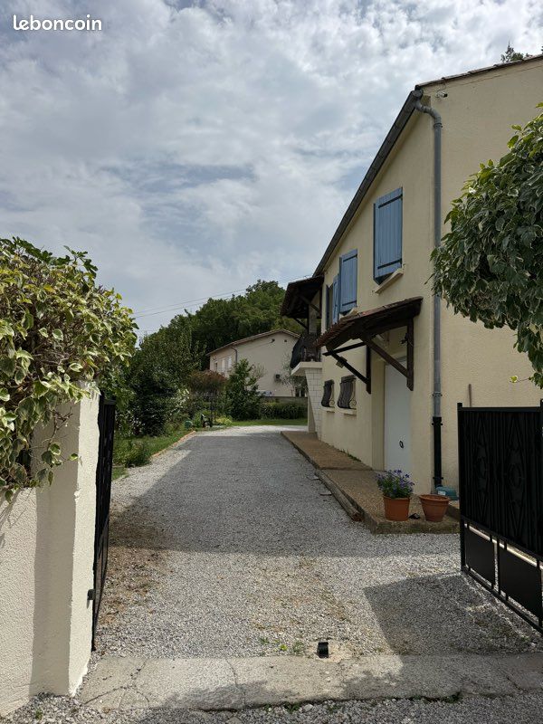 Maison 8 pièces 150 m² · à Volx · 150 m² · 365 000 €
