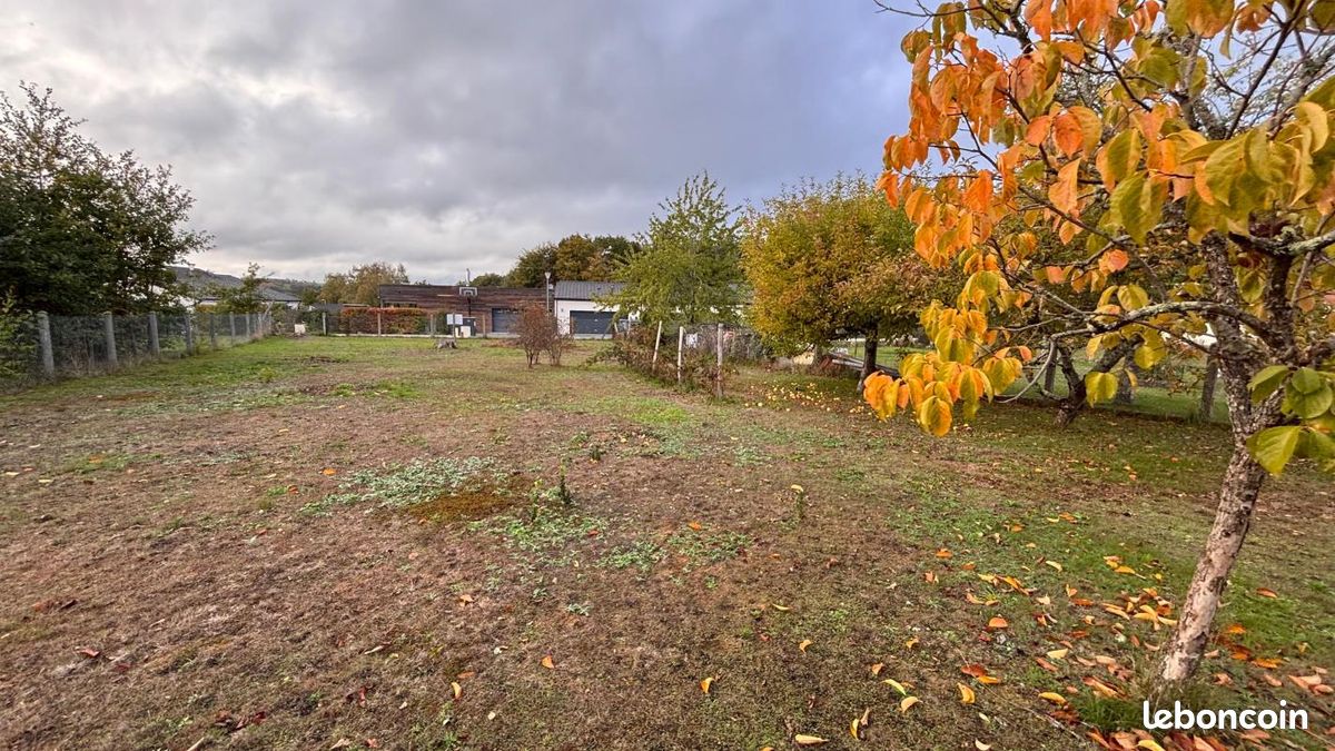 Terrain 1050 m² · à Couzeix · 77 500 €