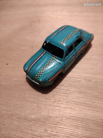 Ensemble de Dinky Toys - Marché Dauphine