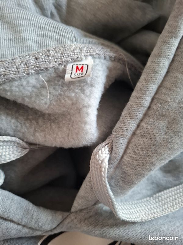 Sweat a capuche (image 5)