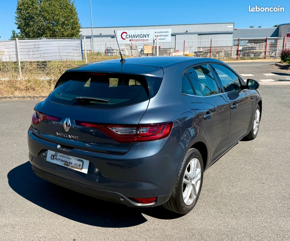 RENAULT MÉGANE IV 1.5 BLUE DCI 115ch BUSINESS (image 2)