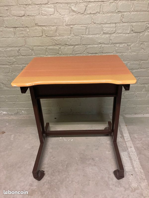 Petit bureau (image 1)