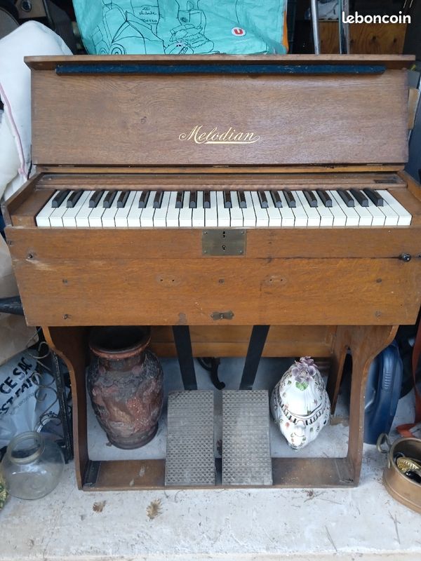 Orgue avec chaise évolutive ancien (image 1)