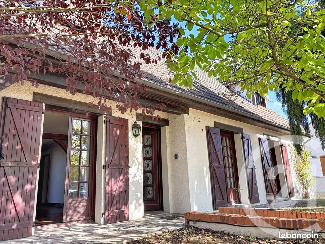 Maison 7 pièces 147 m² · à La Chapelle-Saint-Mesmin · 147 m² · 285 000 €
