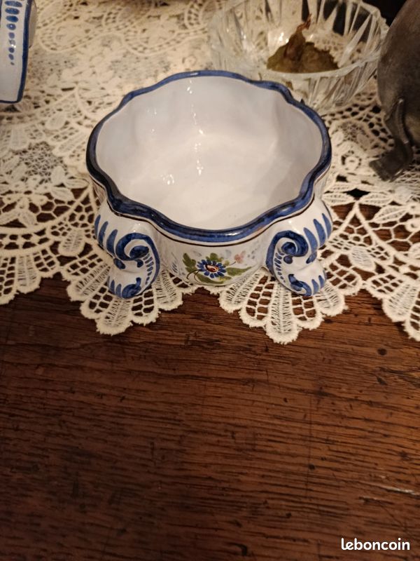 Bonbonnière faience de Nevers (image 4)