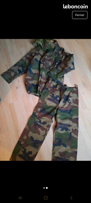 Ensemble à vendre vêtements militaires (image 1)