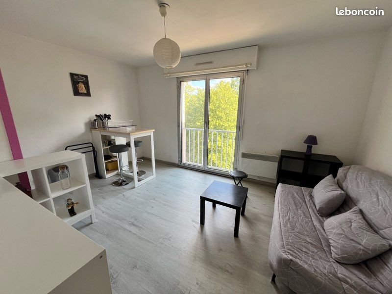 Appartement 1 pièce 20 m² · à Charleville-Mézières · 20 m² · 320 €