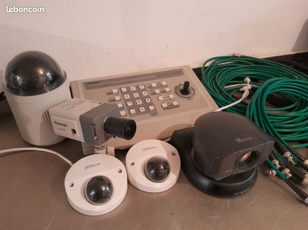 5 caméras professionnelles de surveillance avec système de pilotage et de contrôle (image 1)