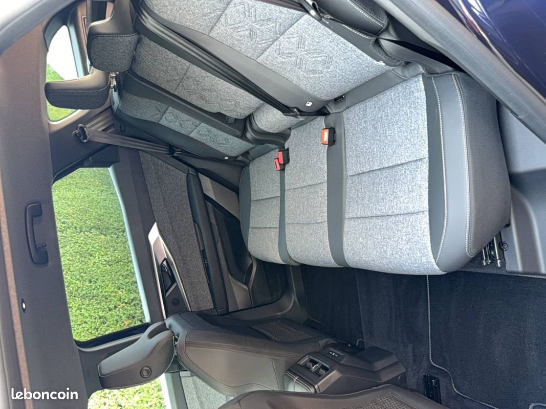 RENAULT Espace full hybrid E-Tech 200 ch 5pl Techno (image 18)