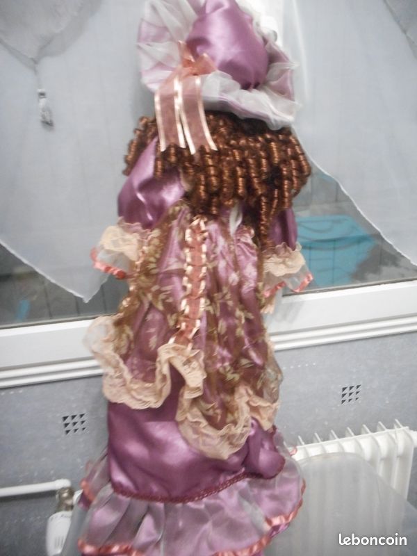 Poupée porcelaine de colection (image 6)