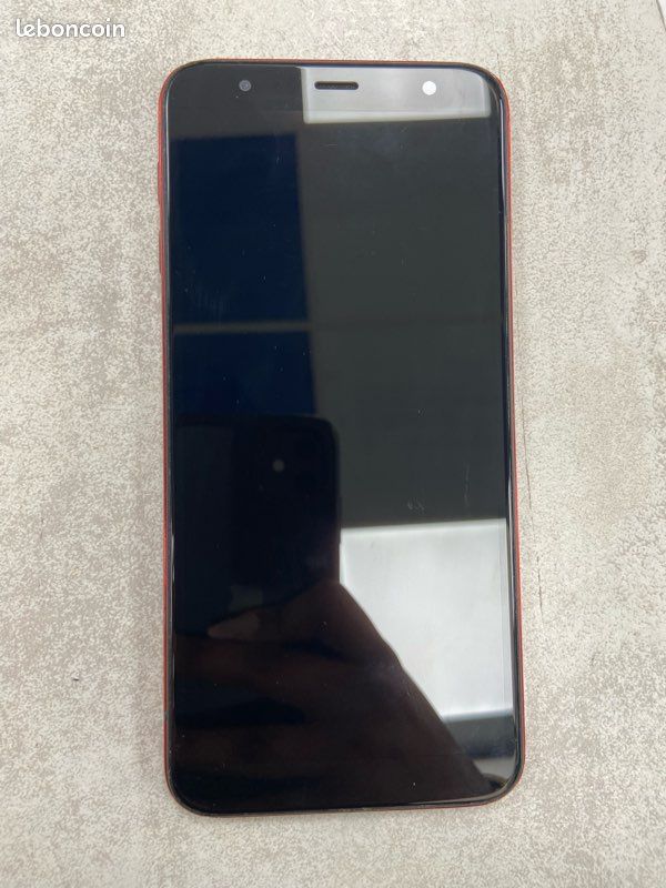 Samsung Galaxy J6+ 32Go avec facture et garantie (image 2)