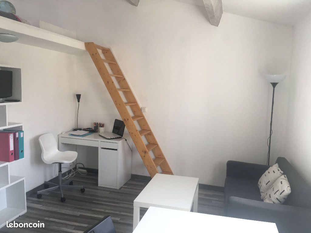 Appartement 1 pièce 16 m² · à Nîmes · 16 m² · 445 €/mois