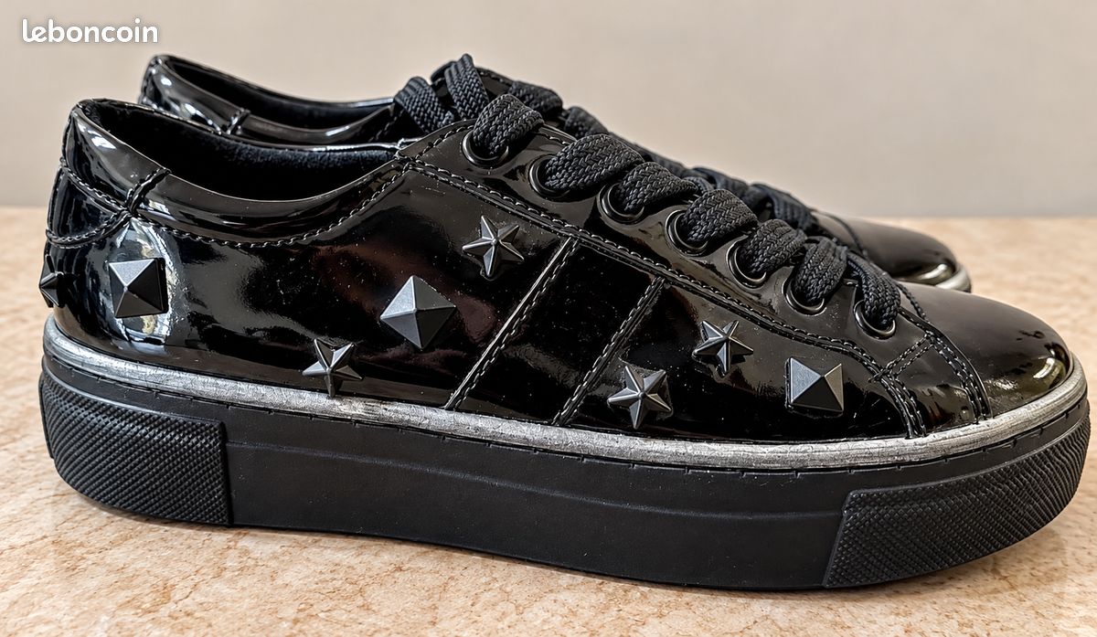 Baskets femme vernies noires Texto 37 (image 1)