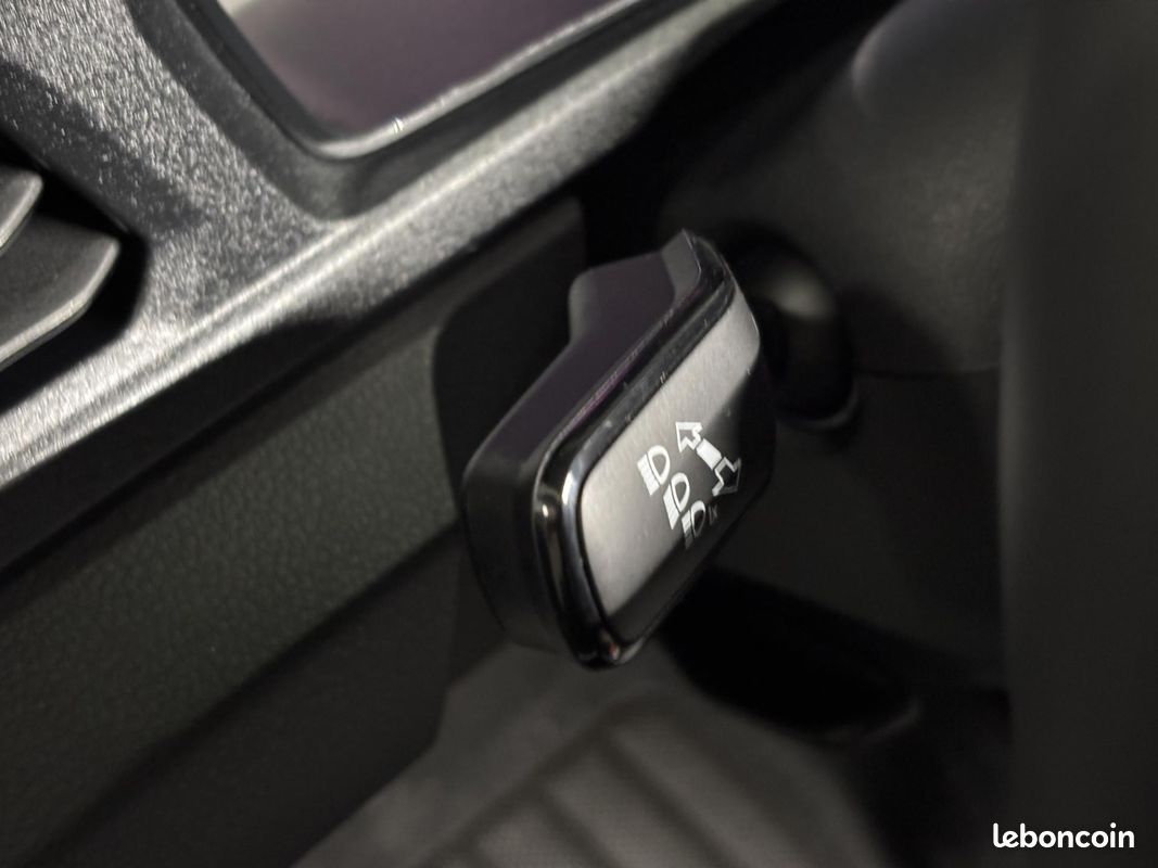 VOLKSWAGEN CADDY V 2.0 TDi 122 DSG7 (image 21)