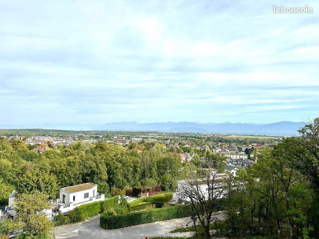 Appartement 4 pièces 123 m² · à Divonne-les-Bains · 123 m² · 3 250 €/mois
