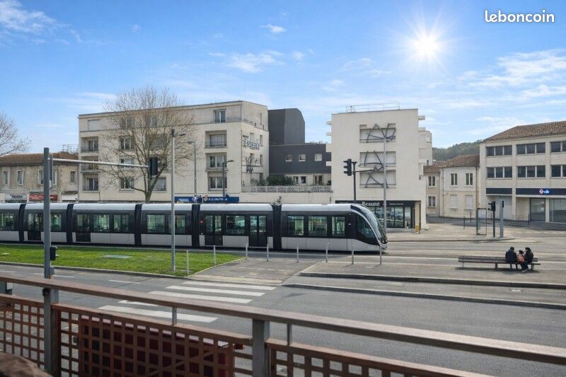Appartement 1 pièce 22 m² · à Cenon · 22 m² · 597 €/mois
