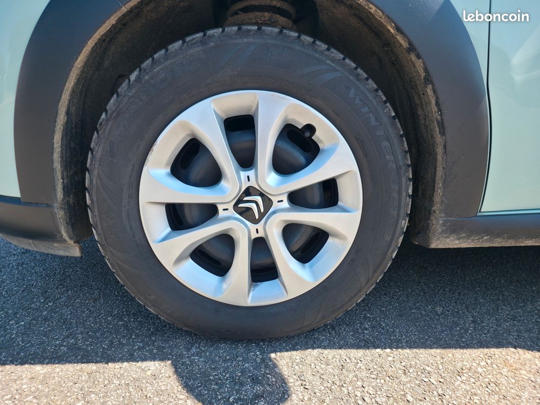 CITROEN C3 1.2 PURETECH 82 FEEL / DISTRIBUTION a JOUR (image 22)