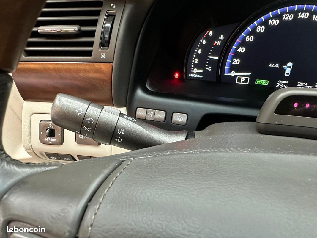 LEXUS LS 600h L - BV E-CVT 600H Pack Président PHASE 2 (image 18)