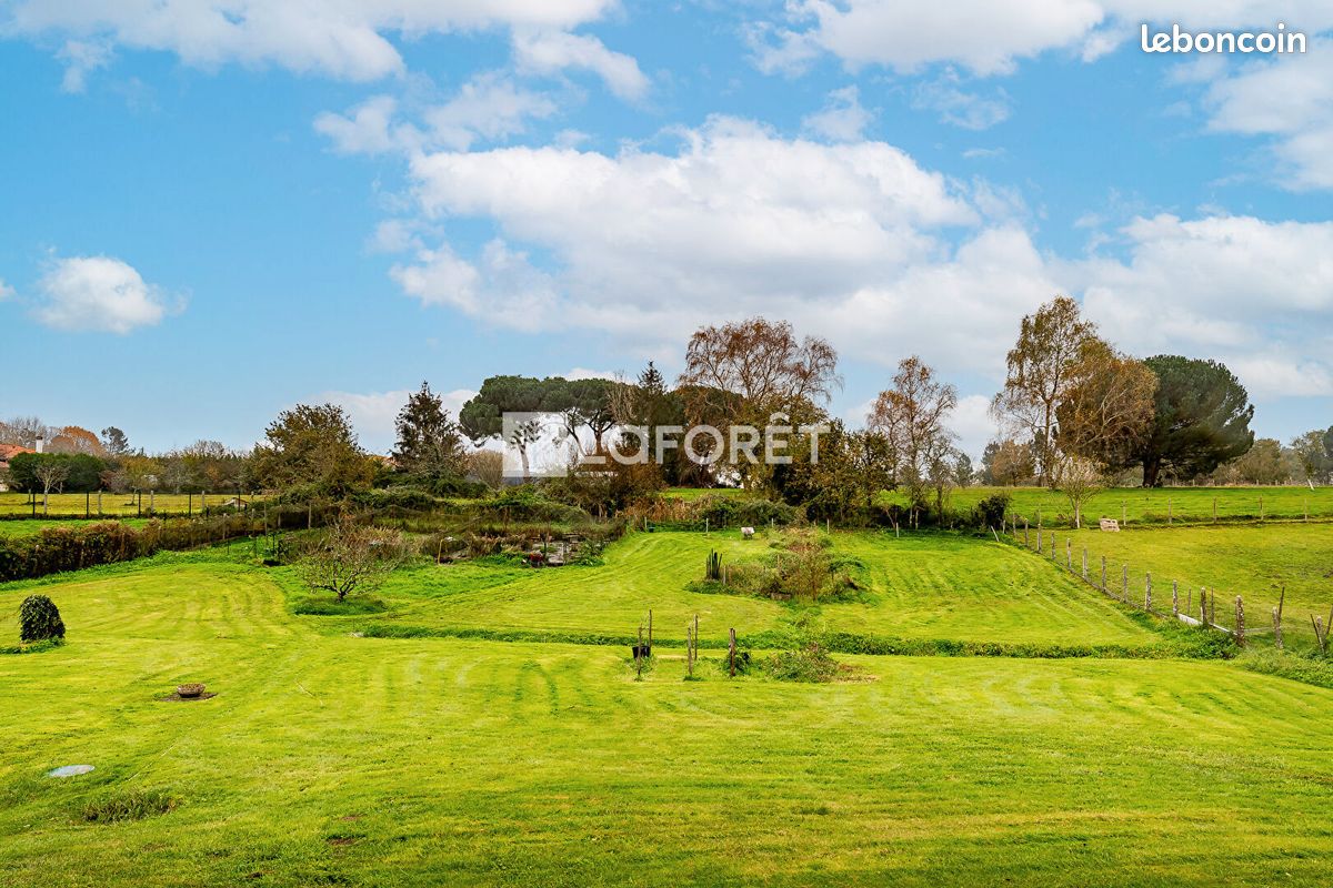 Terrain 1730 m² · à Cavignac · 1 730 m² · 39 900 €