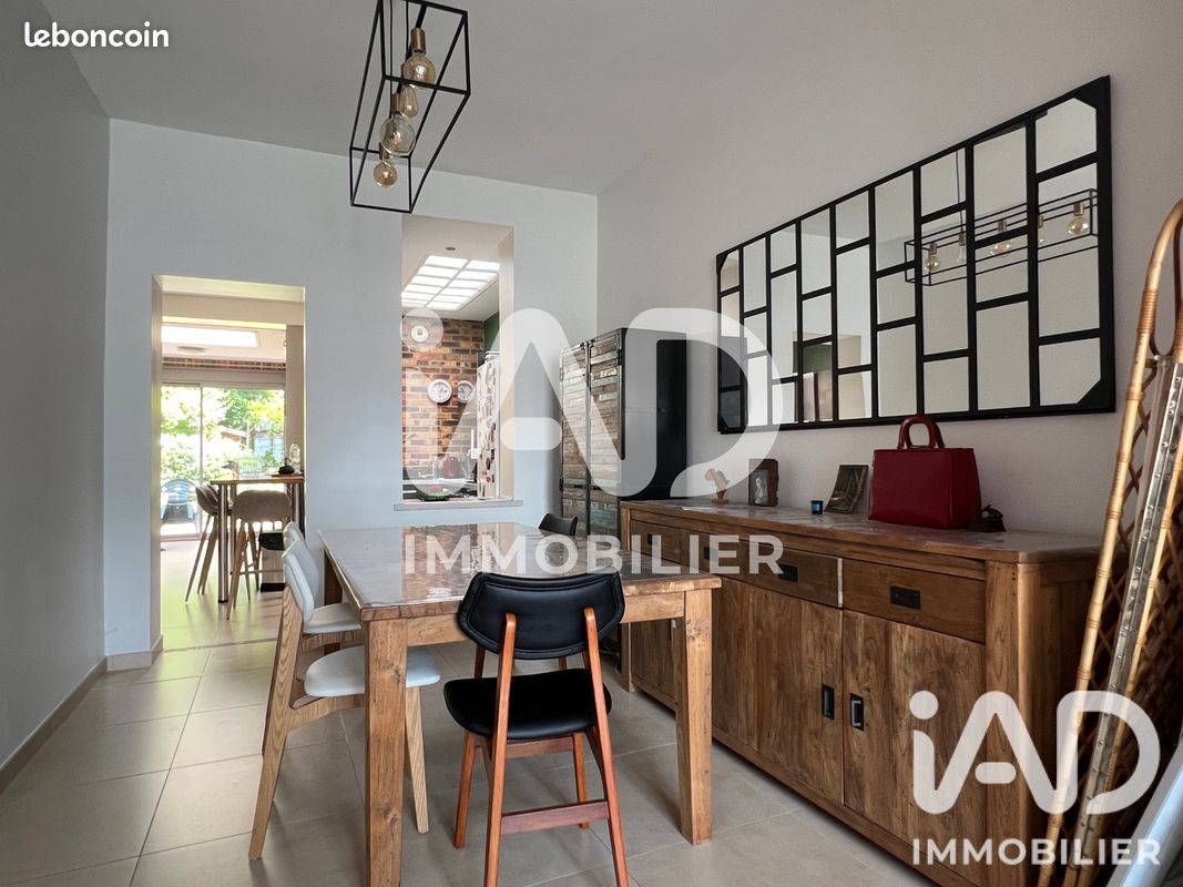 Maison 6 pièces 121 m² · à Lambersart · 121 m² · 449 000 €
