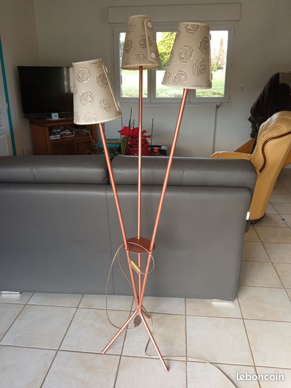 Ancien lampadaire metal à branches (image 1)