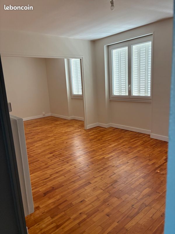 Appartement 5 pièces 87 m² · à Clermont-Ferrand · 87 m² · 920 €