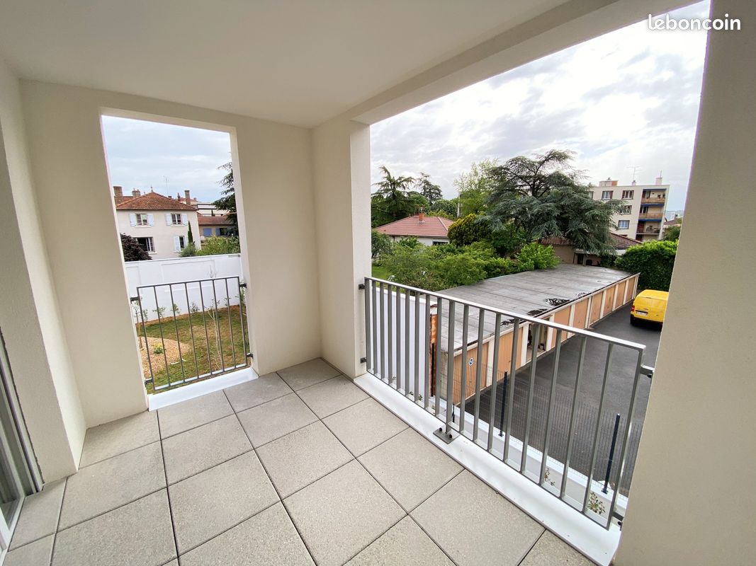 Appartement a louer villefranche-sur-saone - 2 pièce(s) - 43 m2 - Surfyn