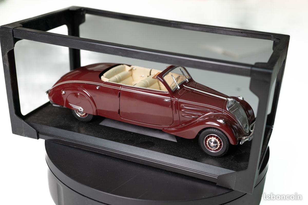 Peugeot 402 Eclipse 1937 - Chocolate 1:18 – Thomas Langejürgen