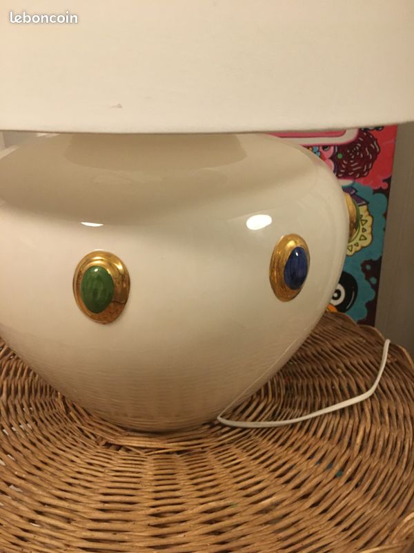 Lampe en parfait état (image 2)