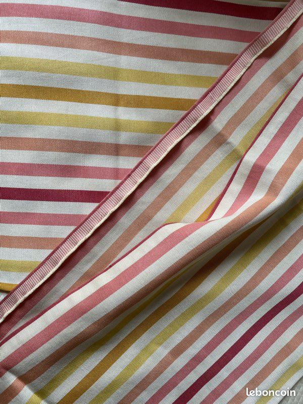 Tissu d’ameublement (image 1)