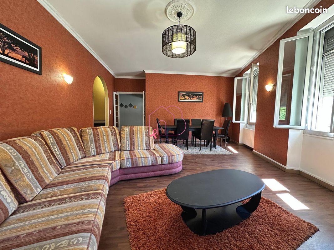 Appartement 5 pièces 104 m² · à Decazeville · 104 m² · 600 €/mois