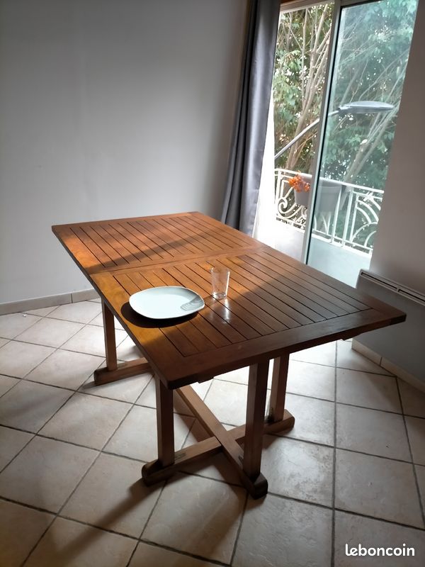 Table en teck (image 1)