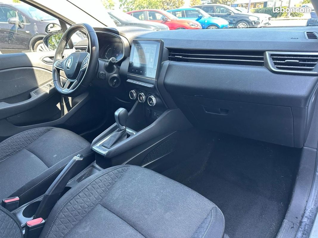 Renault Clio 1.6 E-TECH 140H 90 HYBRID FULL-HYBRID BUSINESS BVA (image 9)