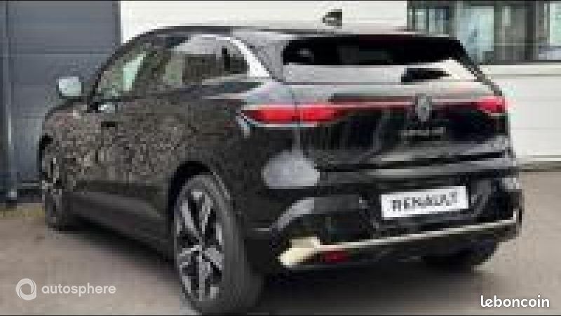 Renault Mégane E-Tech Electric 220ch Iconic autonomie confort -25 (image 7)