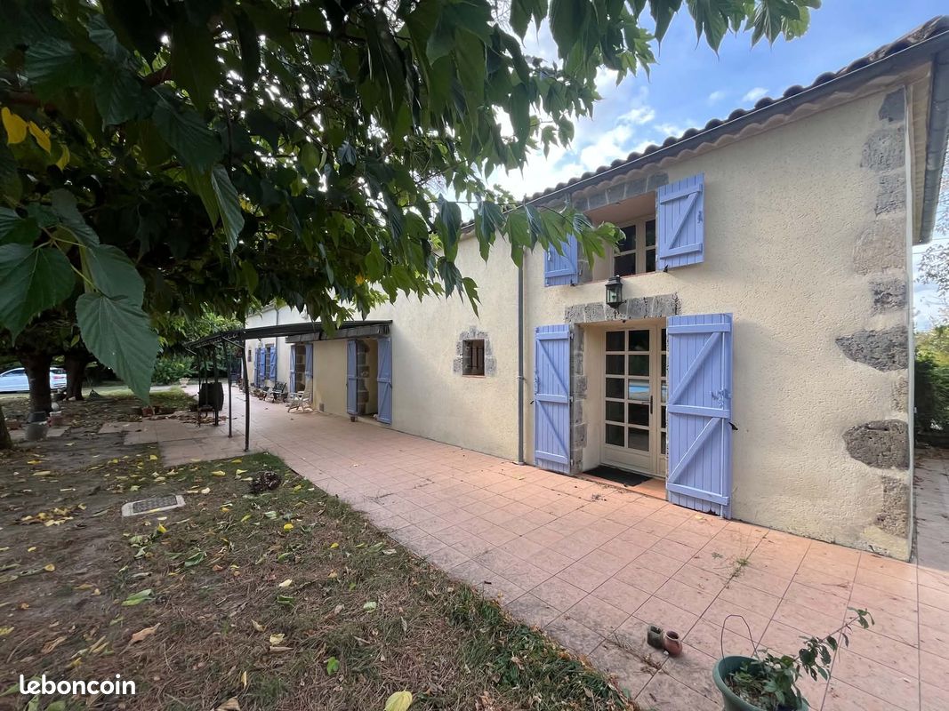Maison 5 pièces 170 m² · à Barbaste · 170 m² · 319 500 €