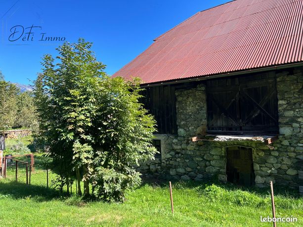 Inconnu 3 pièces 250 m²