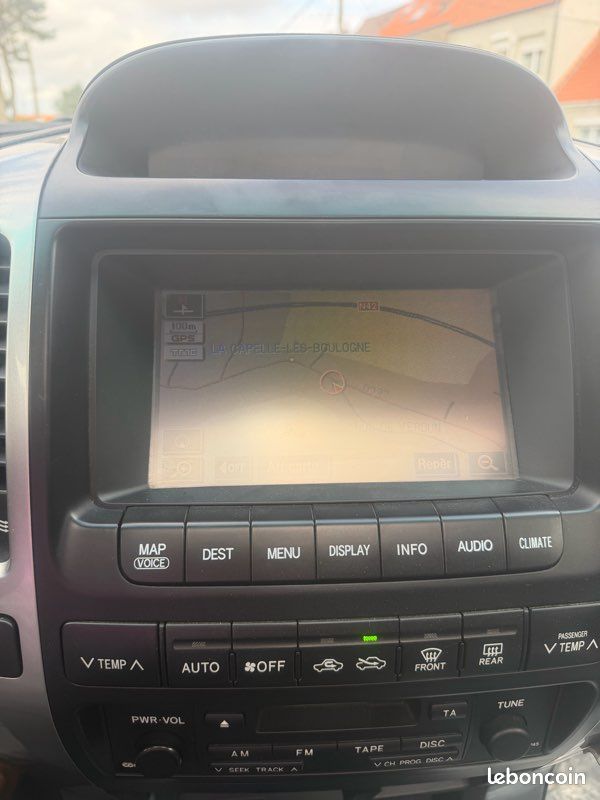 Toyota Land Cruiser KDJ 120 3,0 D4D 173ch BVA VIP (image 9)