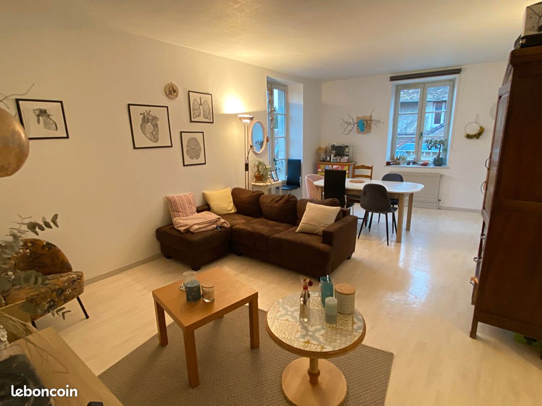 Appartement 4 pièces 91 m² · à Besançon · 91 m² · 727 €