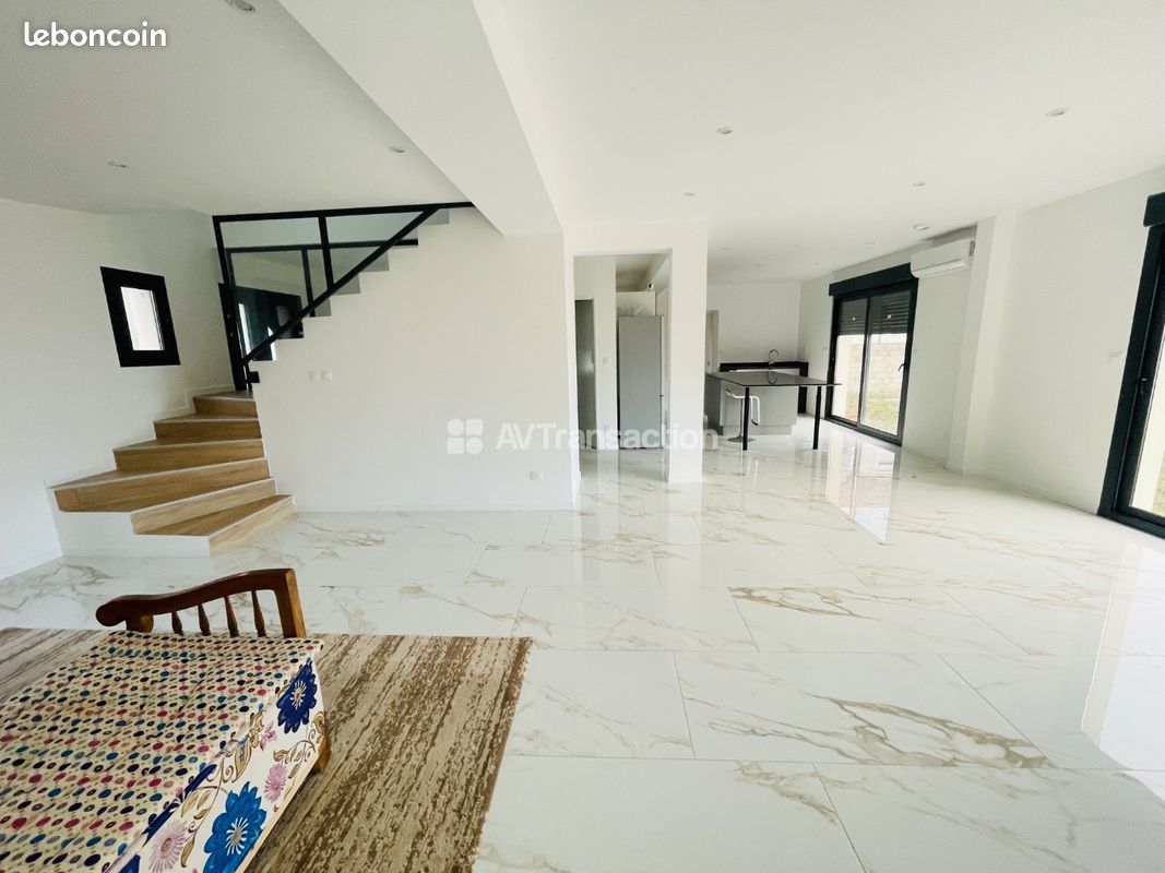 Maison 6 pièces 144 m² · à Ingré · 144 m² · 359 000 €