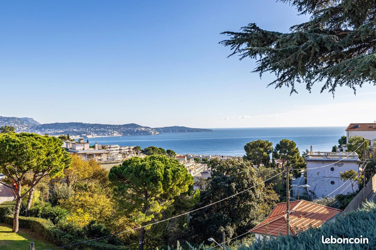 Maison 6 pièces 301 m² · à Nice · 301 m² · 1 690 000 €