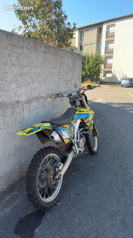 Suzuki 450 RM-Z 4T (image 2)
