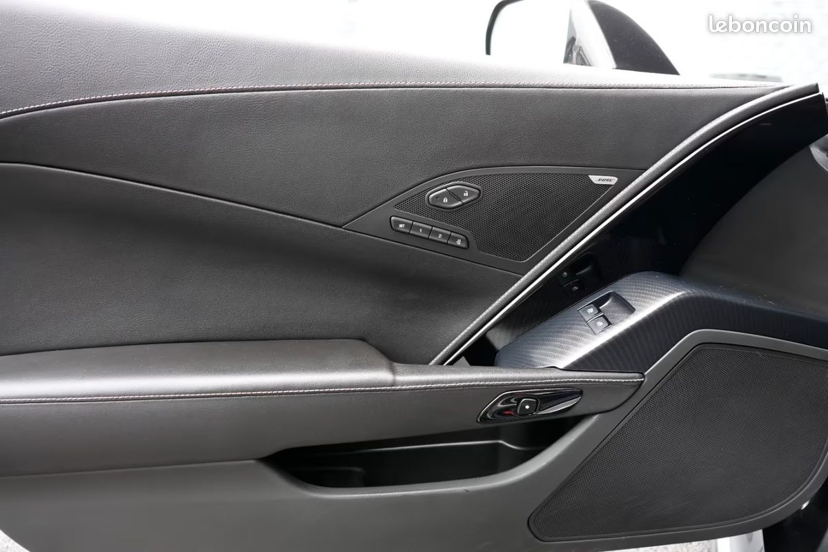 CORVETTE C7 Z06 6.2 V8 659 ch – HUD – Bose – Caméra 360° – Targa Carbone (image 31)