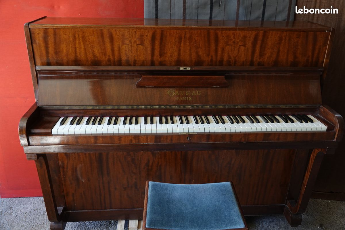 Piano droit Gaveau révisé et accordé (image 1)