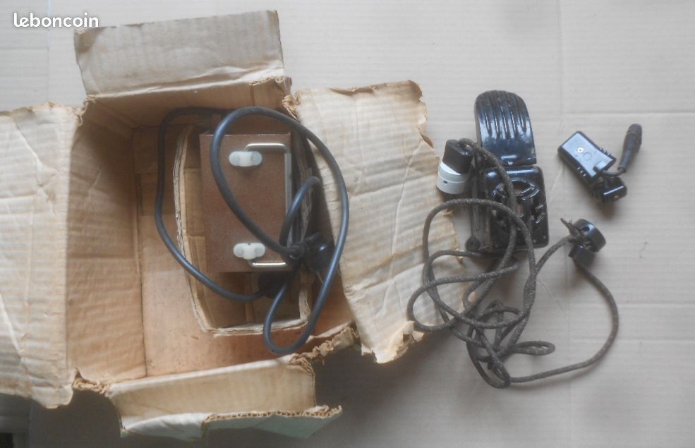 Lot ancien transformateur et un rhéostat de marque ERA (image 1)
