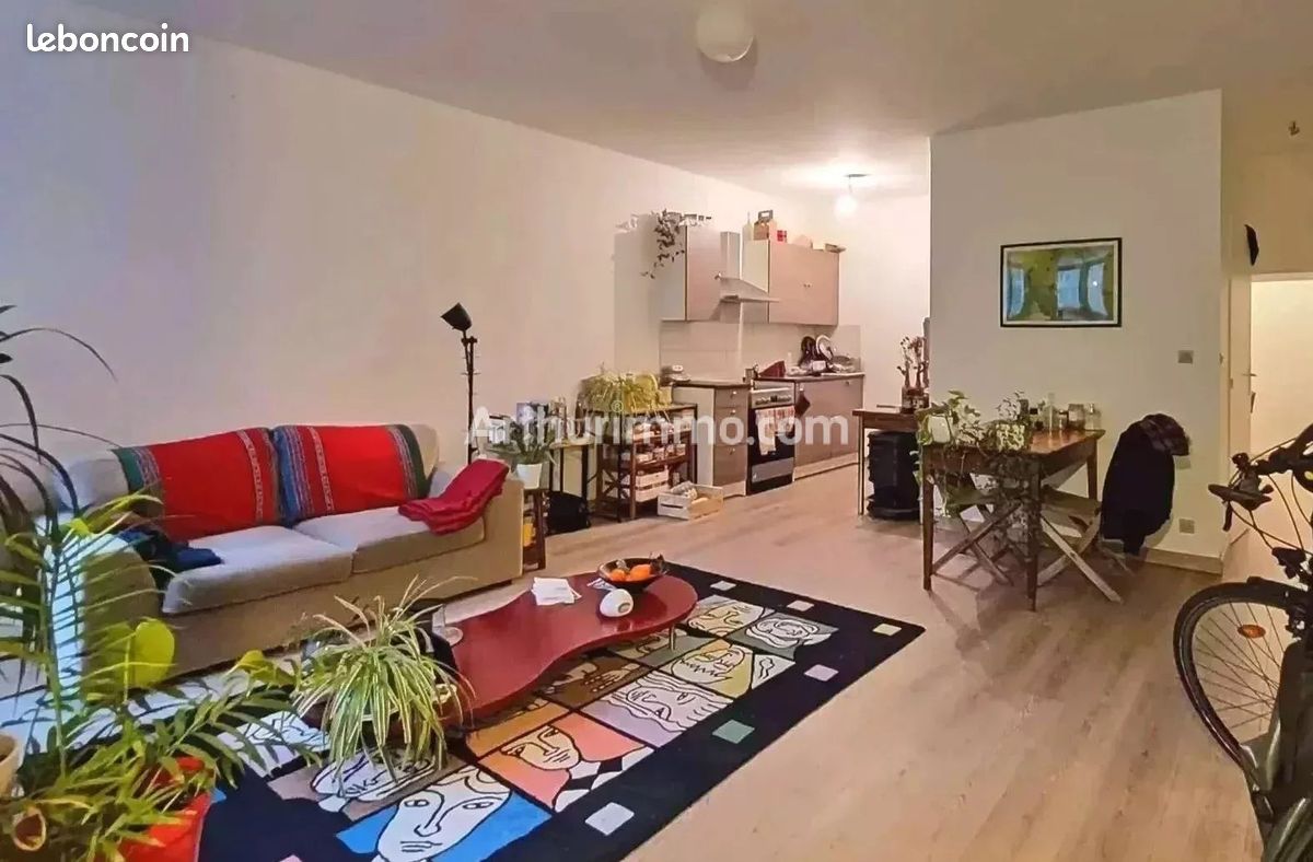 Appartement 4 pièce(s) 71 m²à louer Lons-le-saunier