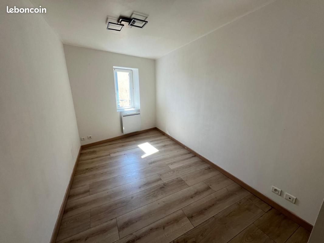 Appartement 2 pièces 41 m² · à Laragne-Montéglin · 41 m² · 500 €