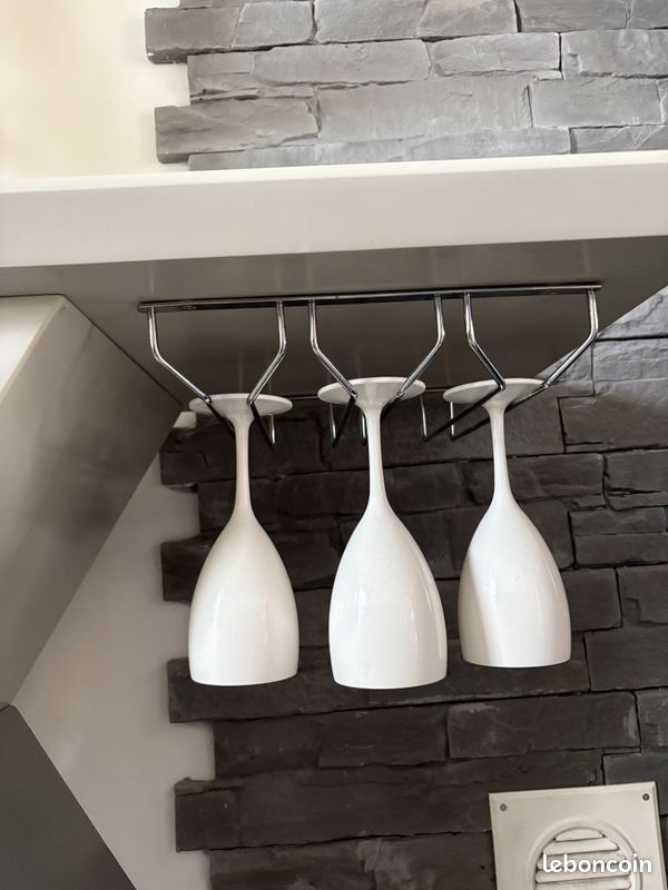 Bar (image 4)