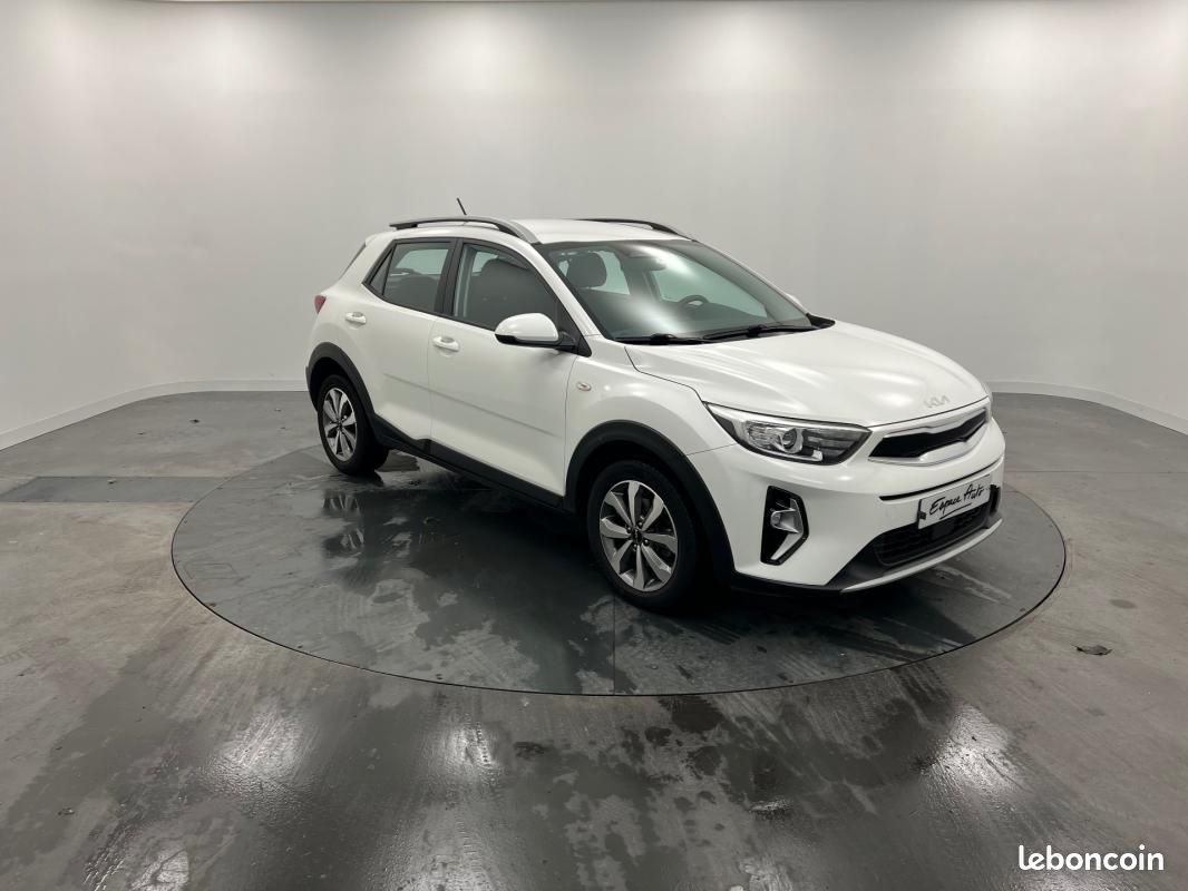 Kia Stonic 1.0 T-GDi 100 ch MHEV DCT7 Active (image 17)
