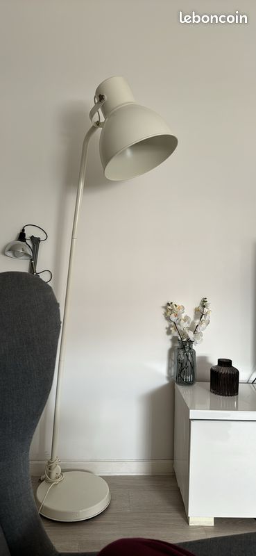 IKEA-Lampadaire (image 1)